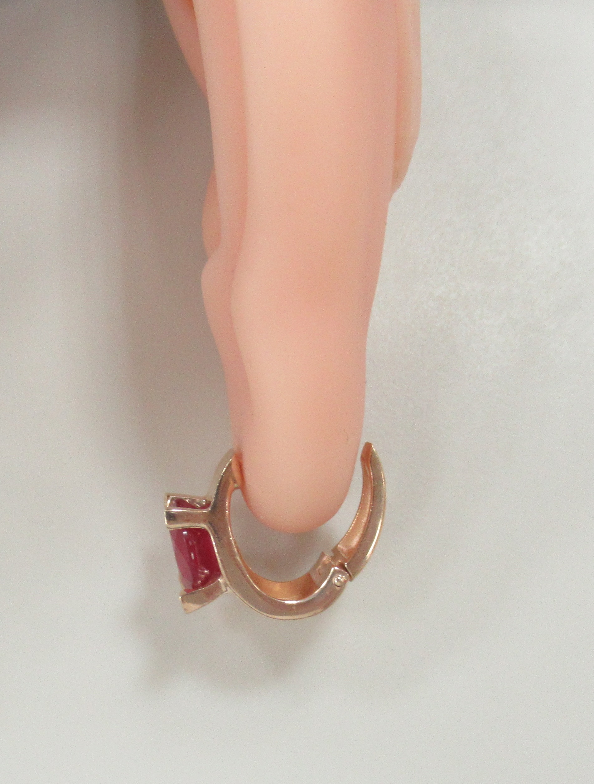 Серебряные серьги с рубинами